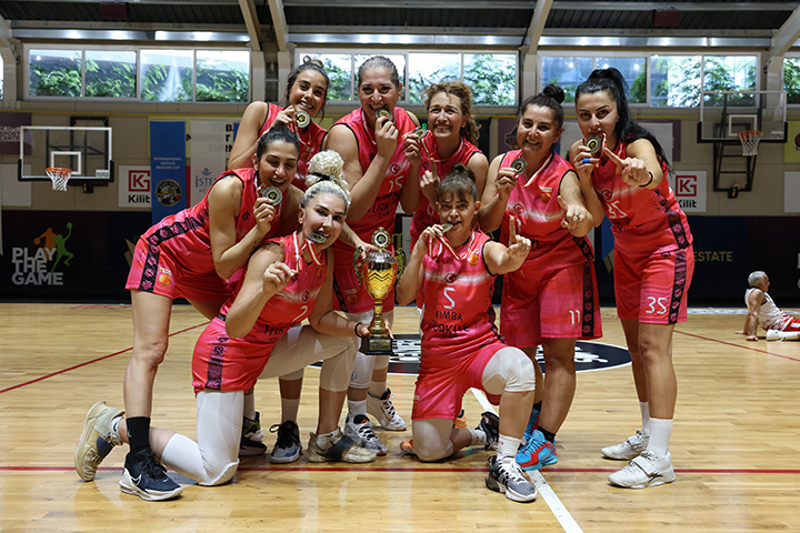 Banu Karadağlı Yine MVP, Yine Şampiyon!